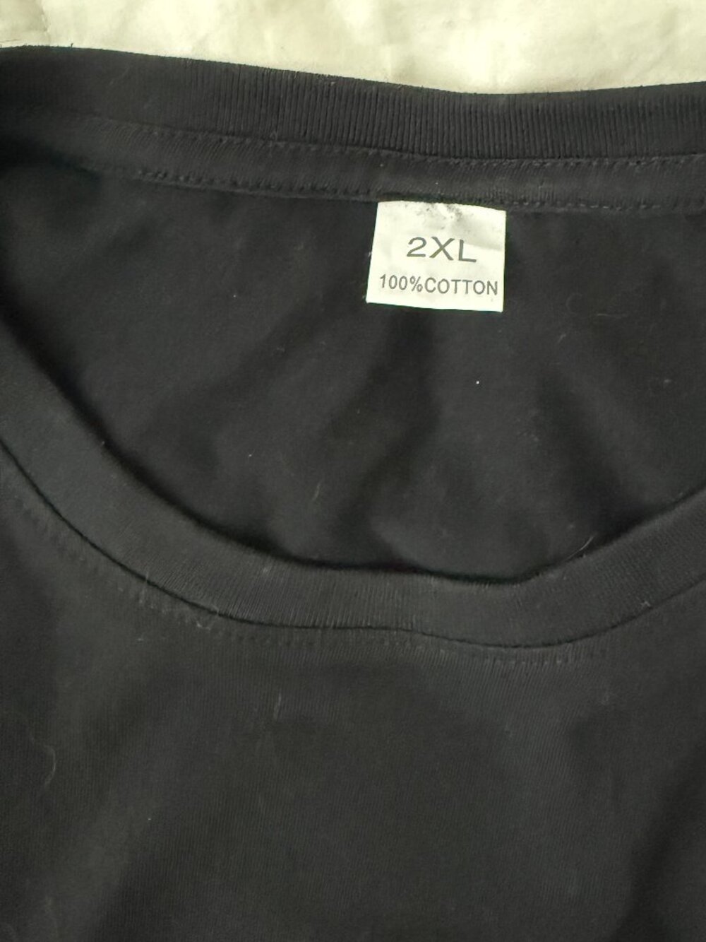 Veuve Cliquot T-Shirt - Picture 2 of 2